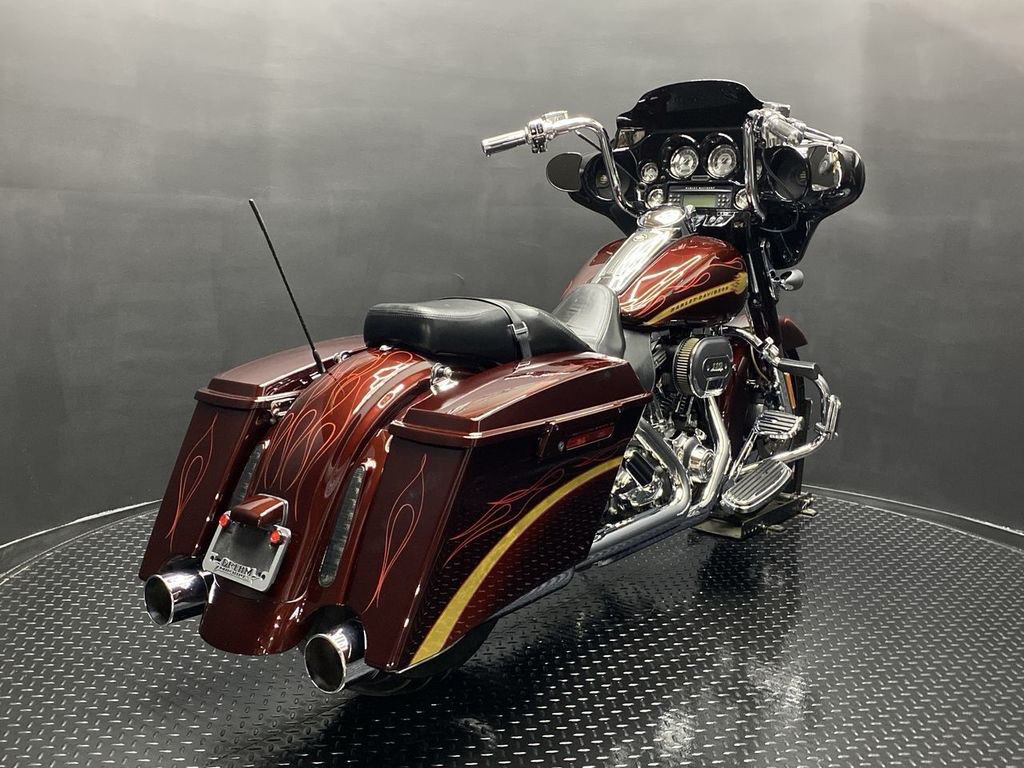 CVO™ Street Glide®