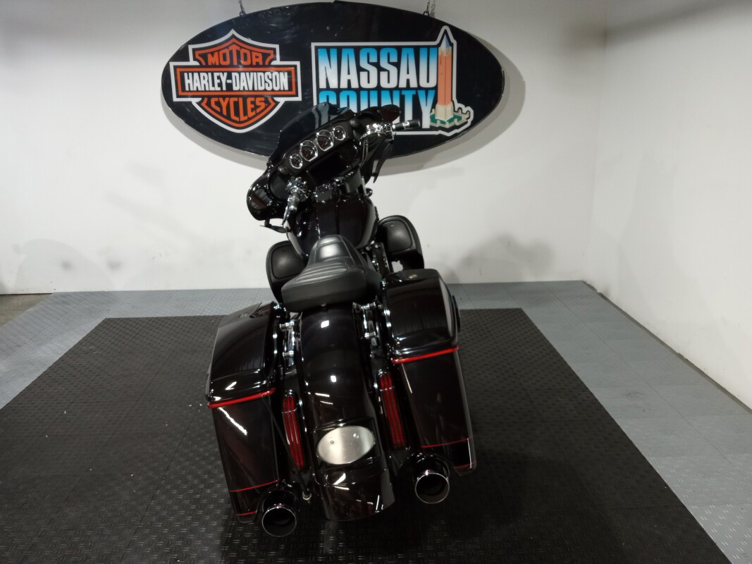 CVO® Street Glide®