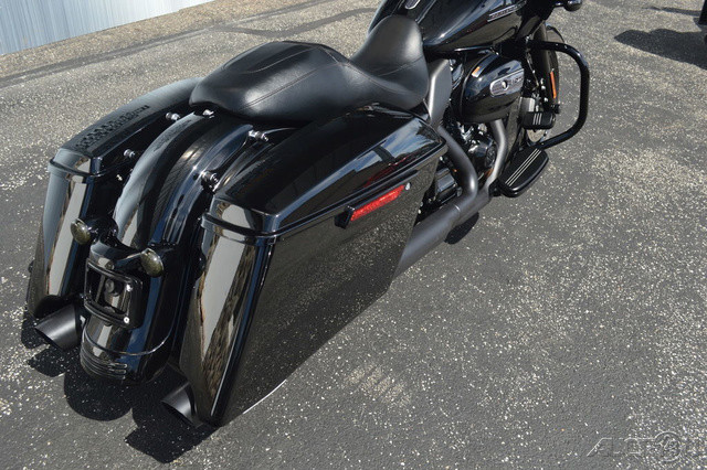 Road Glide® Special
