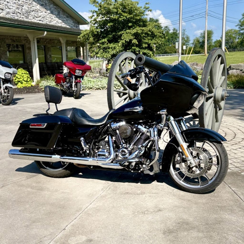 Road Glide®