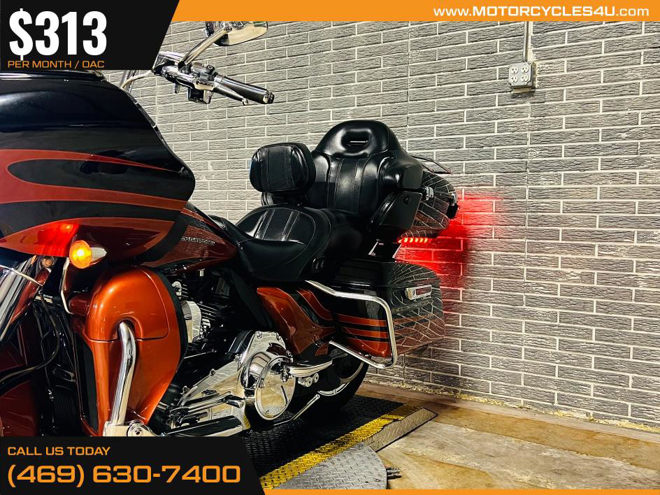 CVO® Road Glide® Ultra