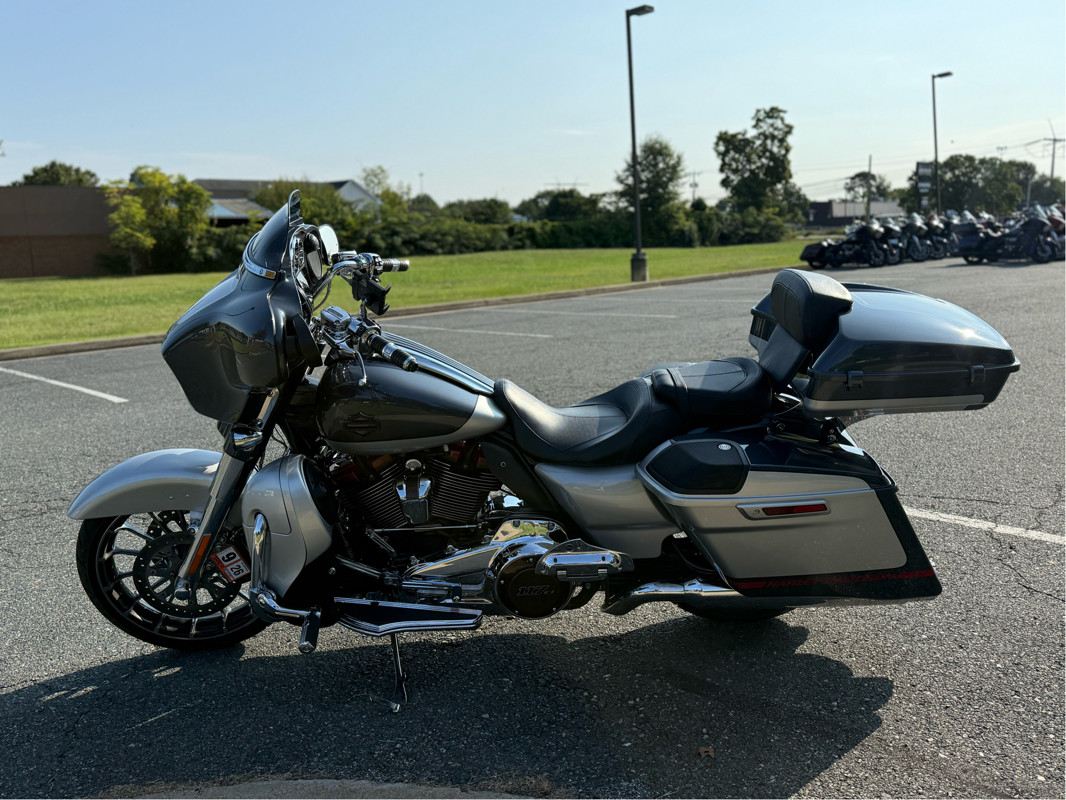 CVO® Street Glide®