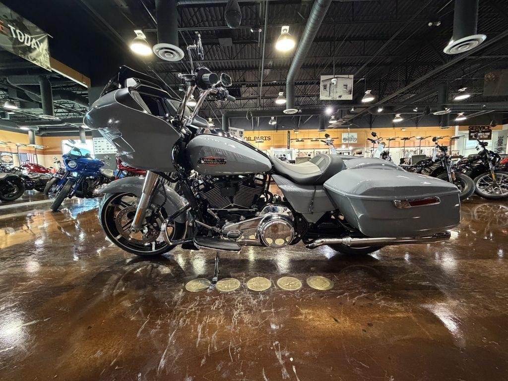 Road Glide®