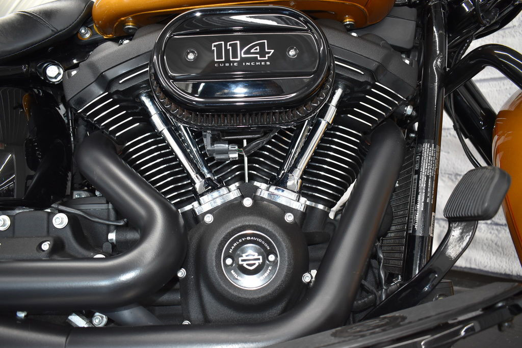 Heritage Classic 114