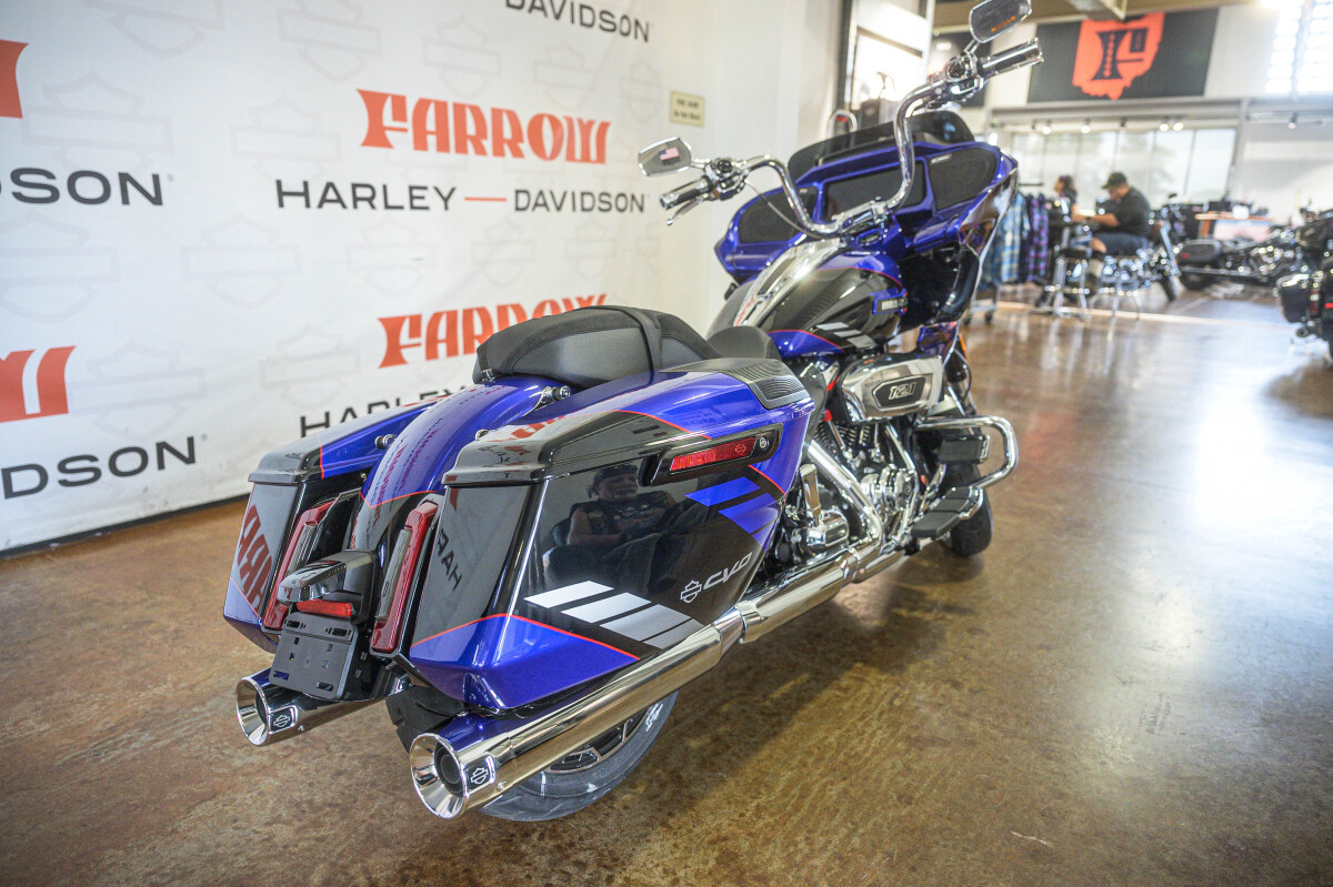 CVO® Road Glide®