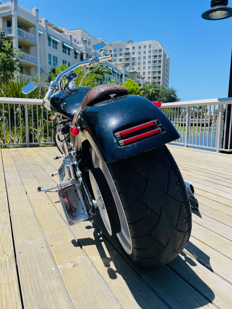 WideGuy