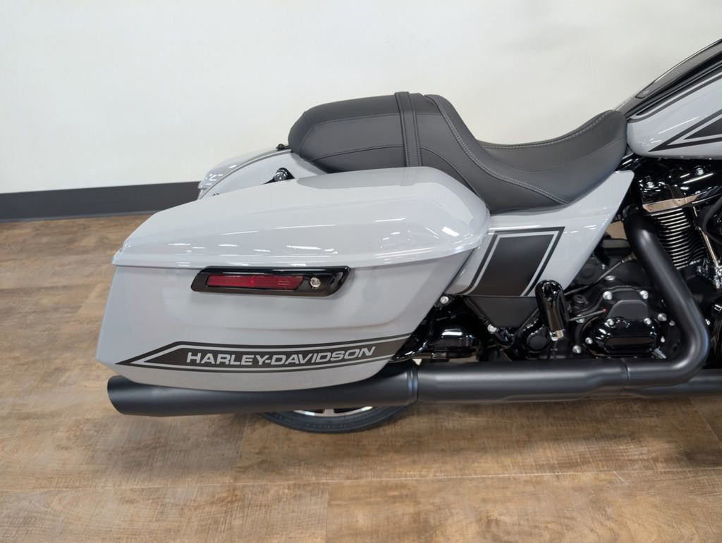 Road Glide®