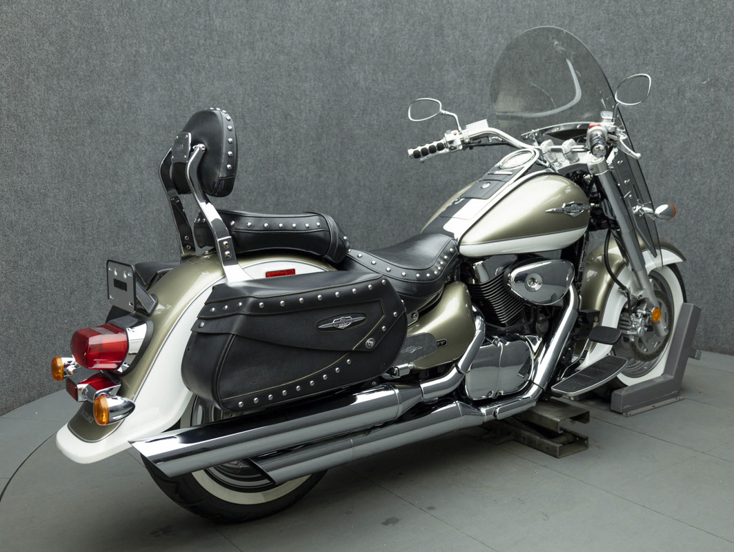 Boulevard 1500 (Intruder)