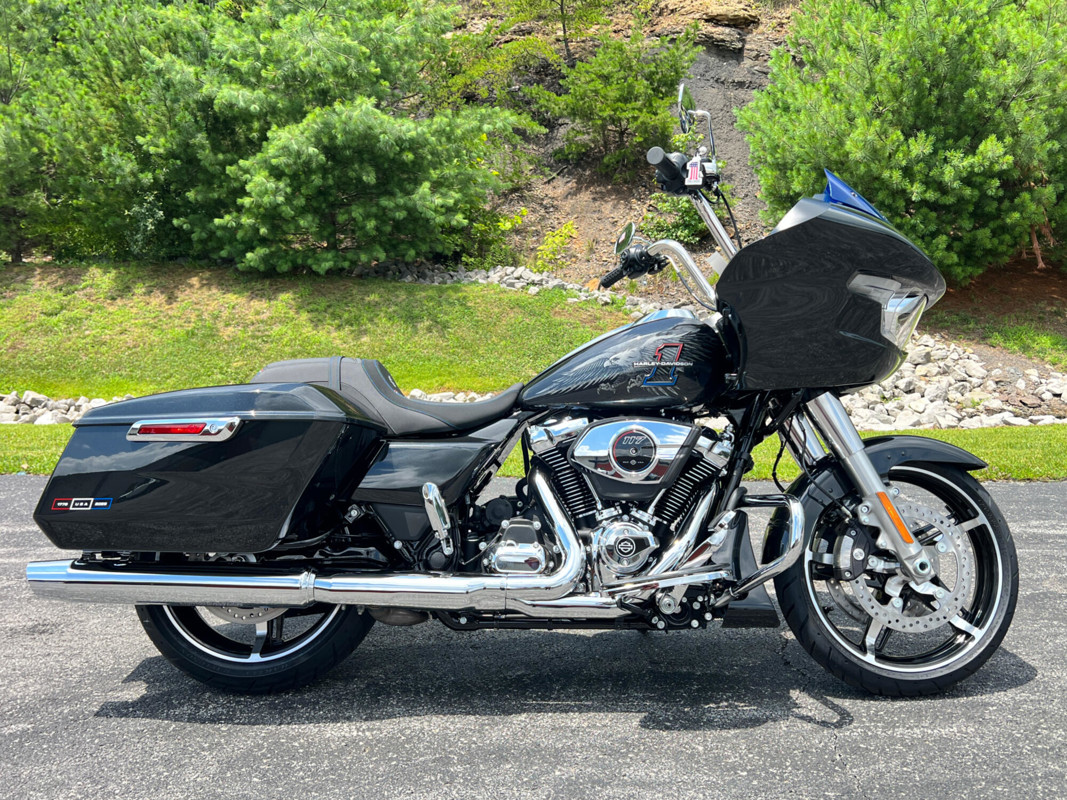 Road Glide®