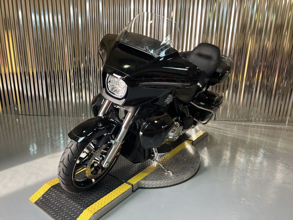 Street Glide® Ultra