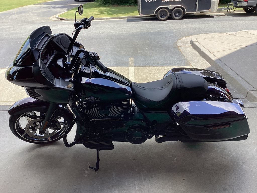 Road Glide®