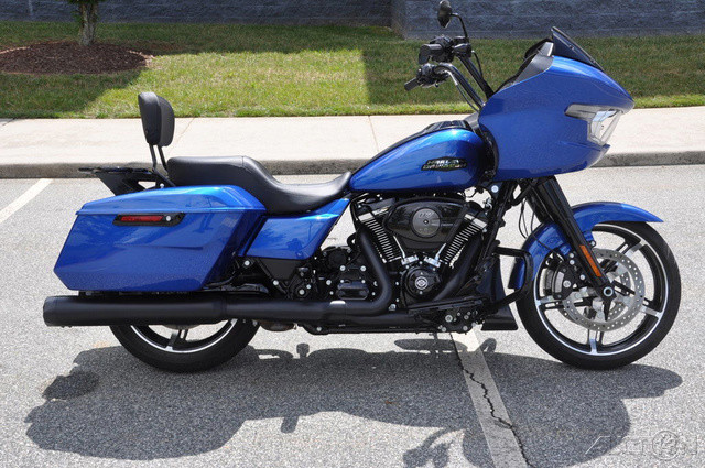 Road Glide®