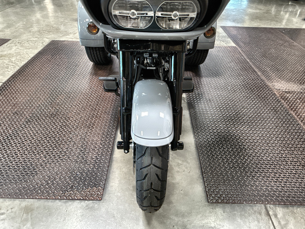 Road Glide® 3