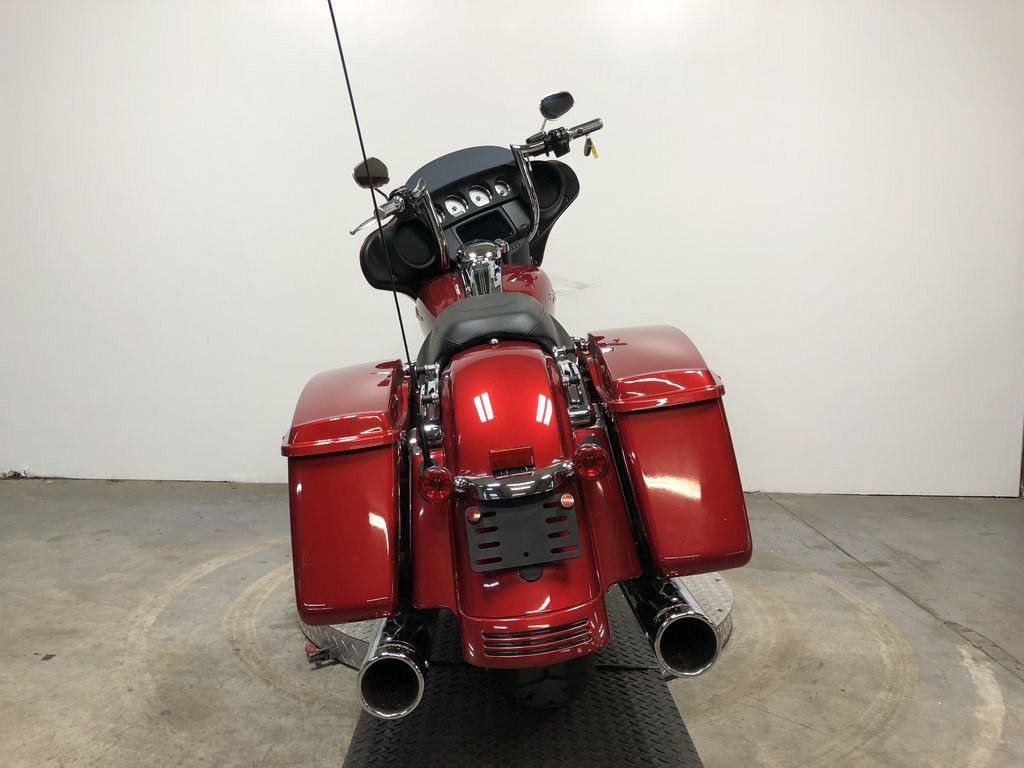 Street Glide®