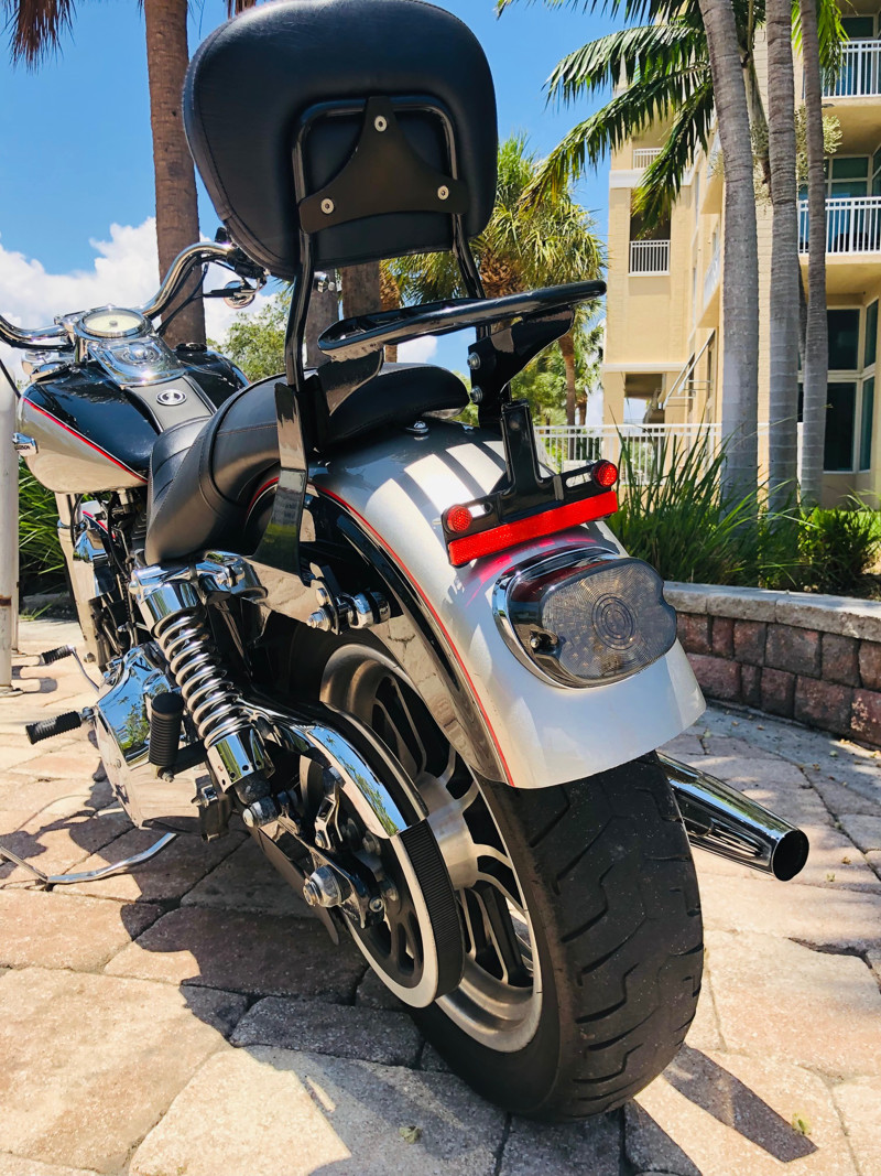 Dyna® Super Glide® Custom