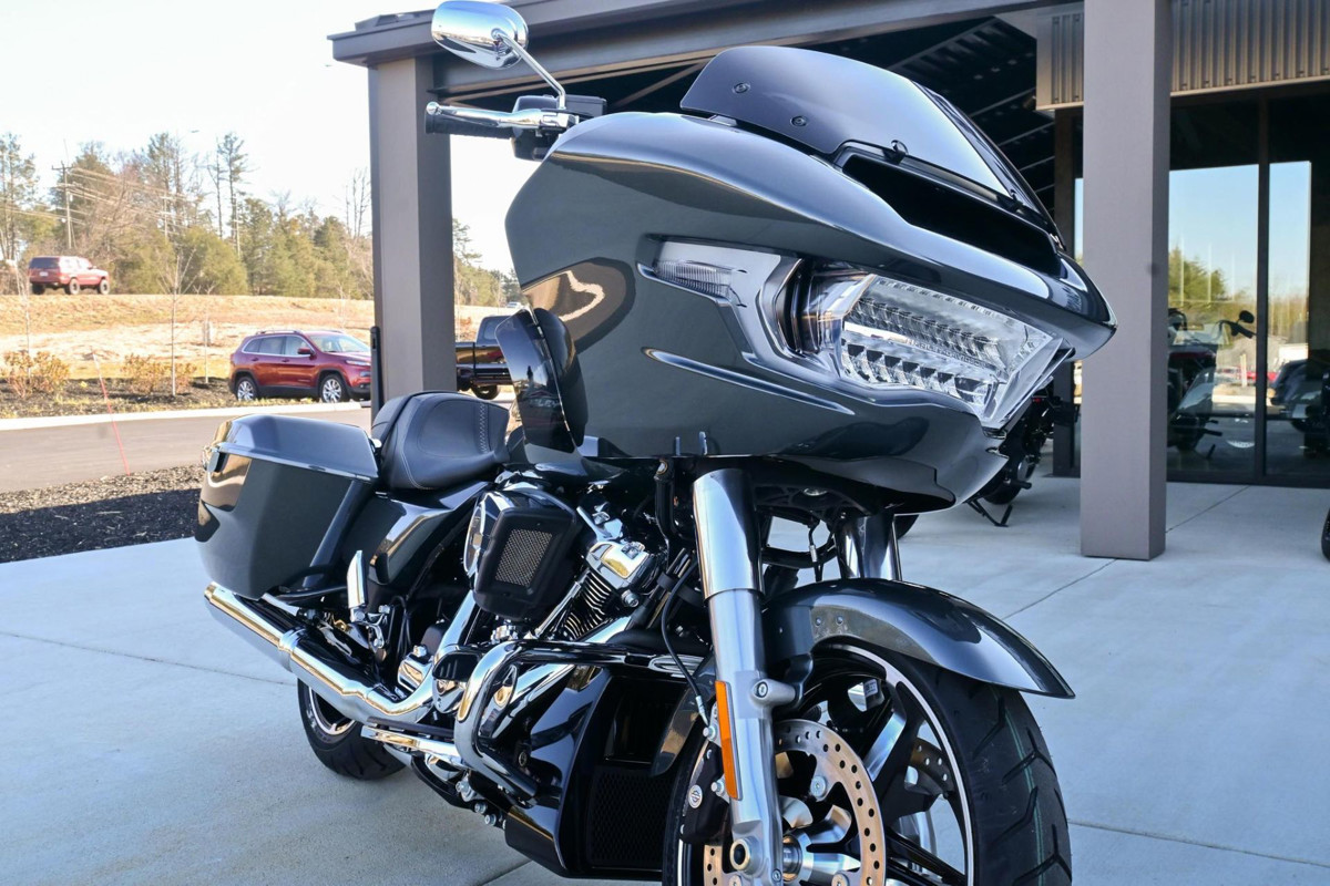 Road Glide®