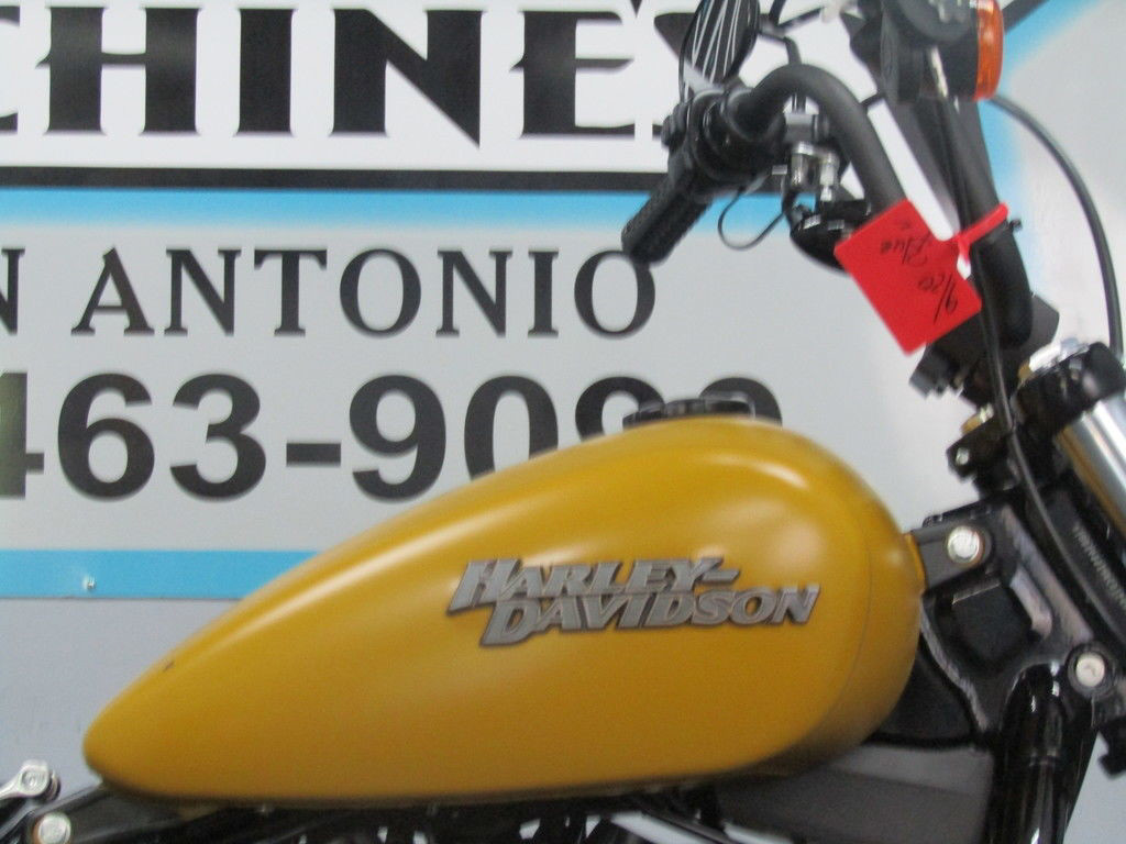 Softail® Street Bob®