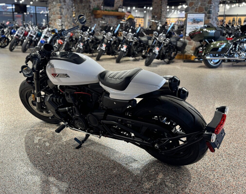 Sportster® S