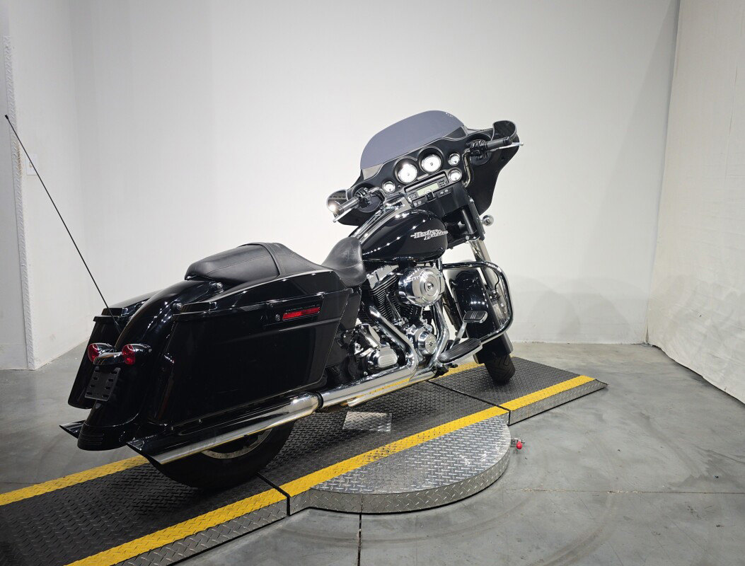Street Glide®