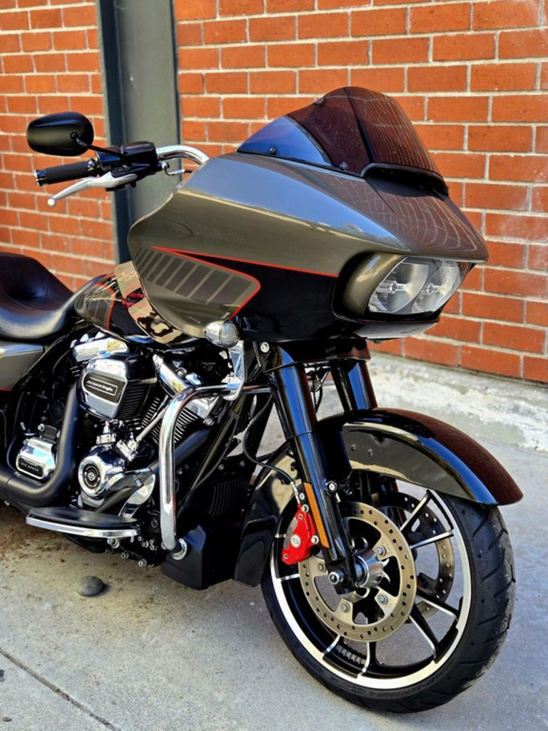 Road Glide®