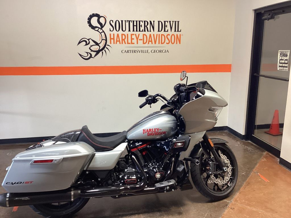 CVO® Road Glide® ST