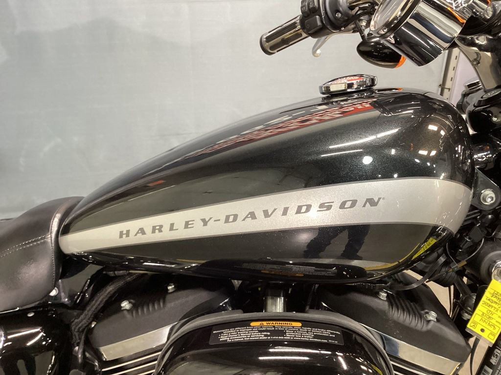 Sportster® 1200 Custom