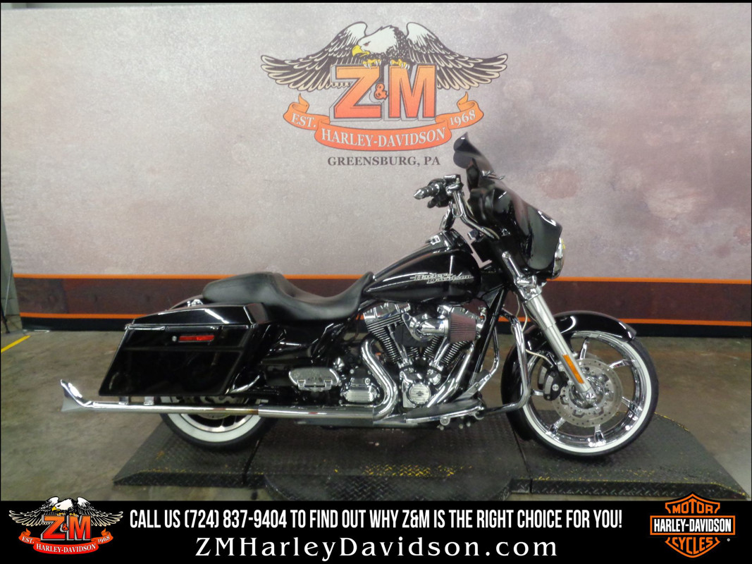 Street Glide®
