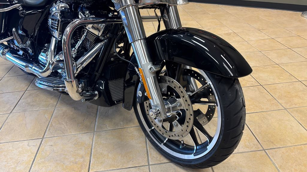 Street Glide®