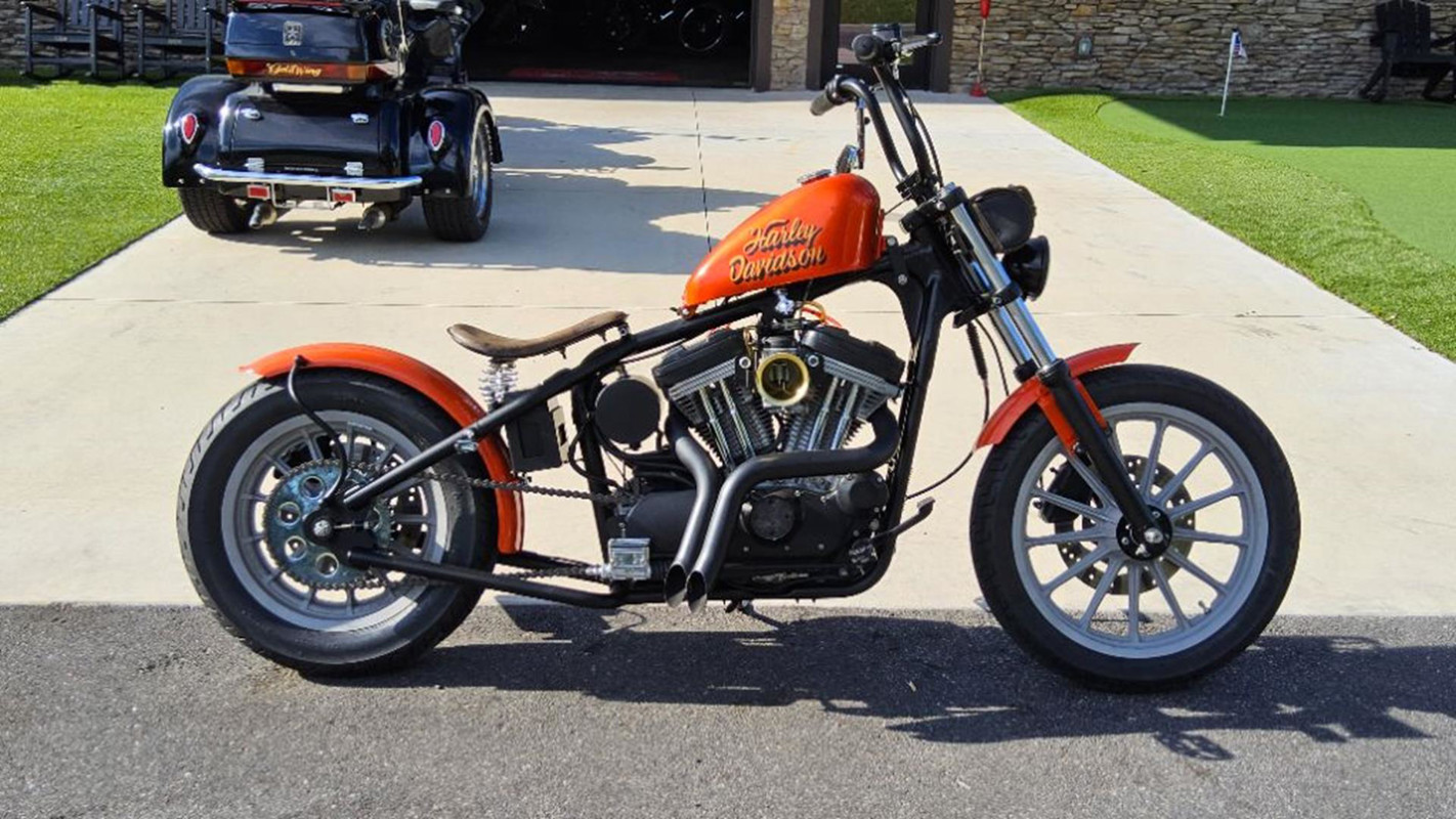 Sportster® 883 Custom
