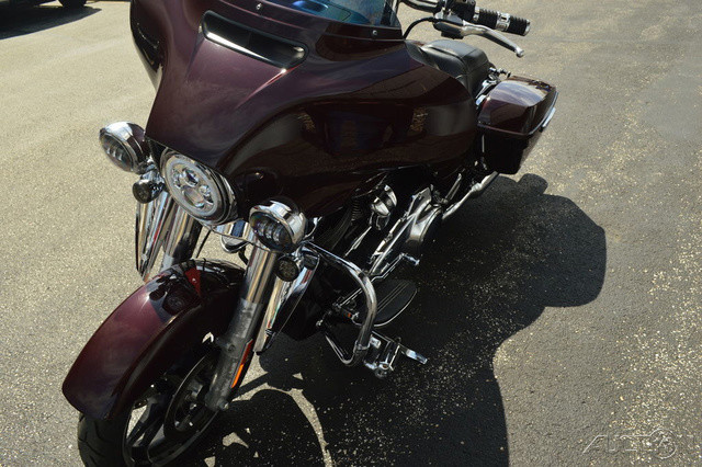 Street Glide®