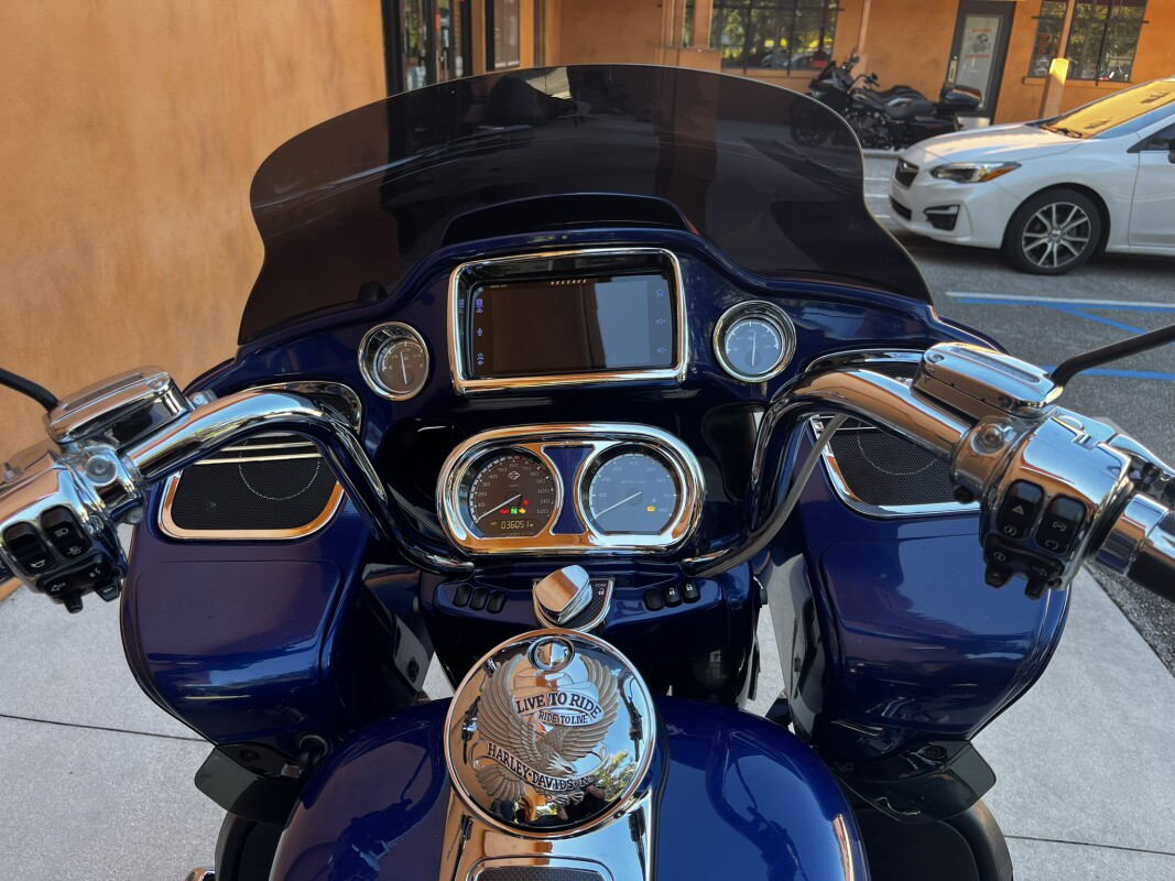 CVO® Road Glide® Ultra