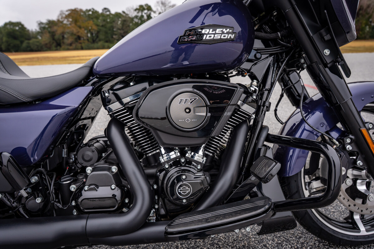Street Glide®
