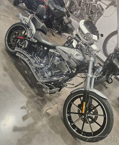 Softail® Breakout®