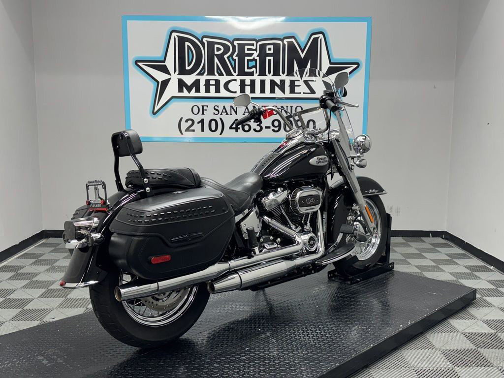 Heritage Classic 114