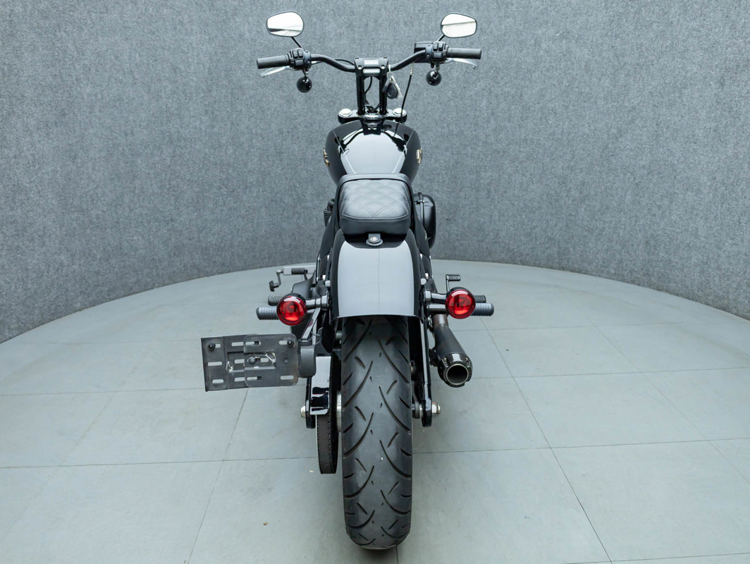 Softail® Street Bob®