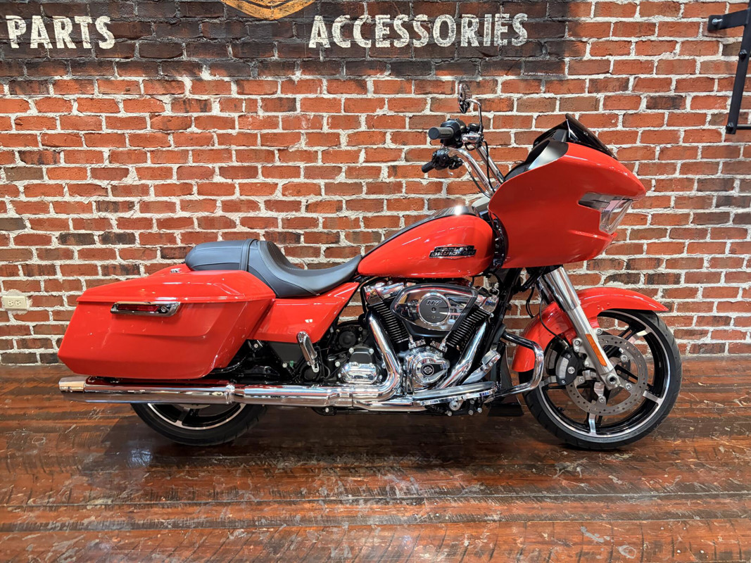 Road Glide®