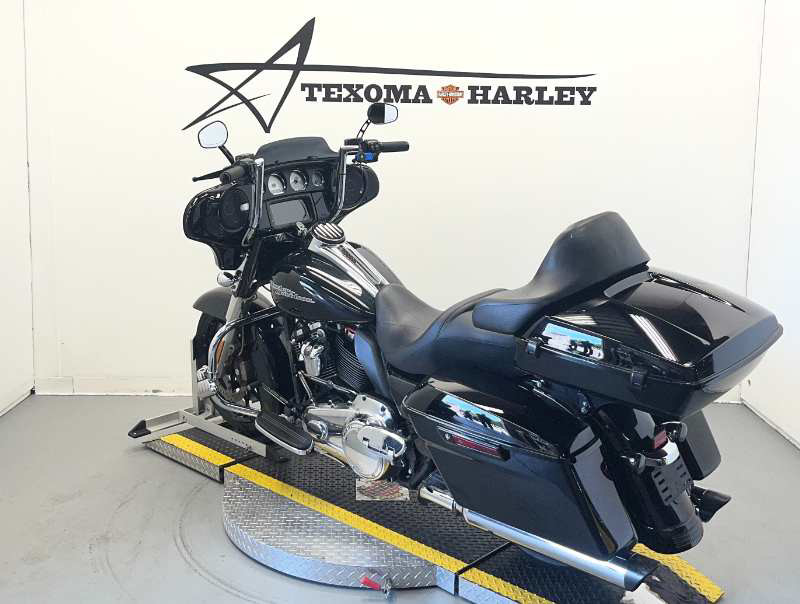 Street Glide® Special