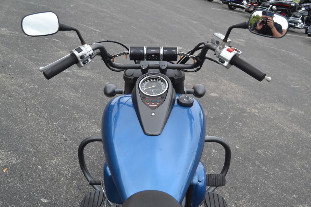 Vulcan 900 Classic LT