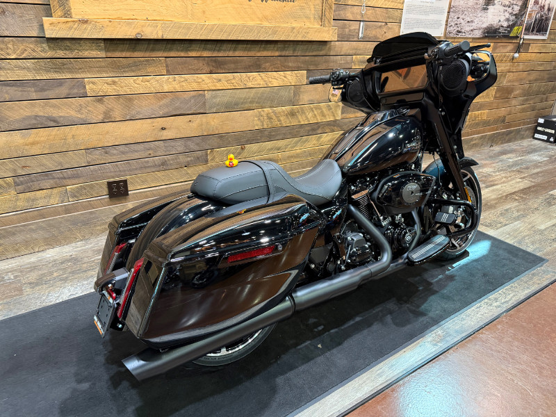 Street Glide®