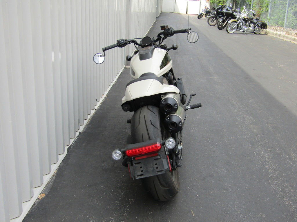 Sportster® S