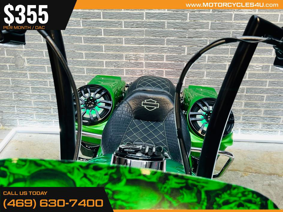 Road Glide®