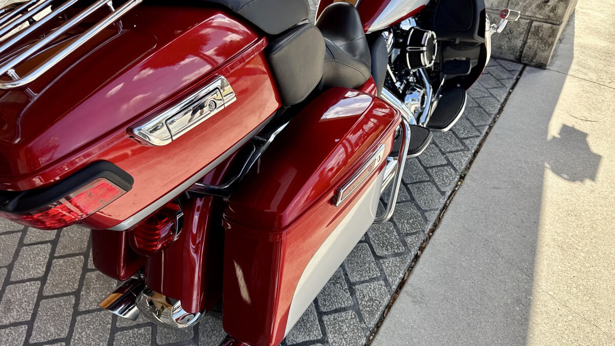 Road Glide® Ultra
