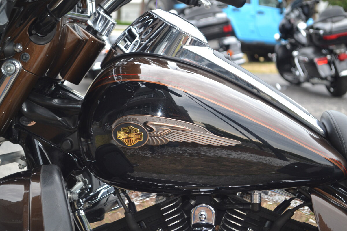 Tri Glide® Ultra Classic® 110th Anniversary
