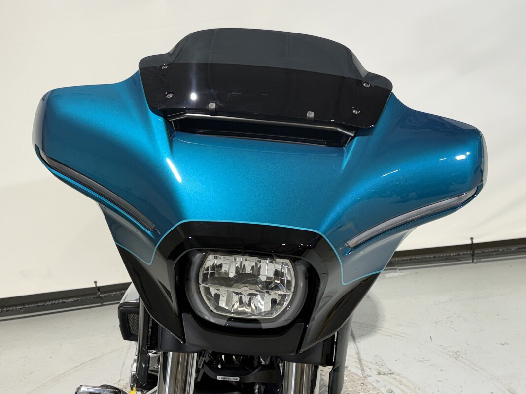 Street Glide®