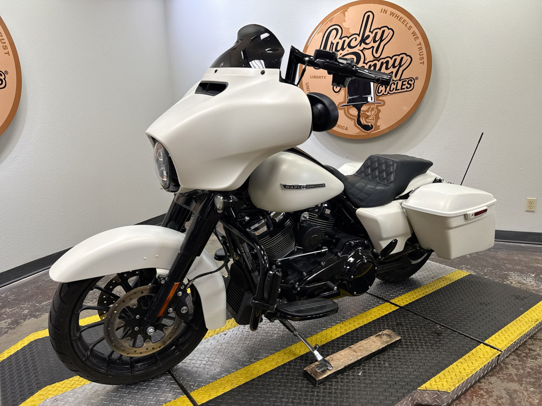 Street Glide® Special