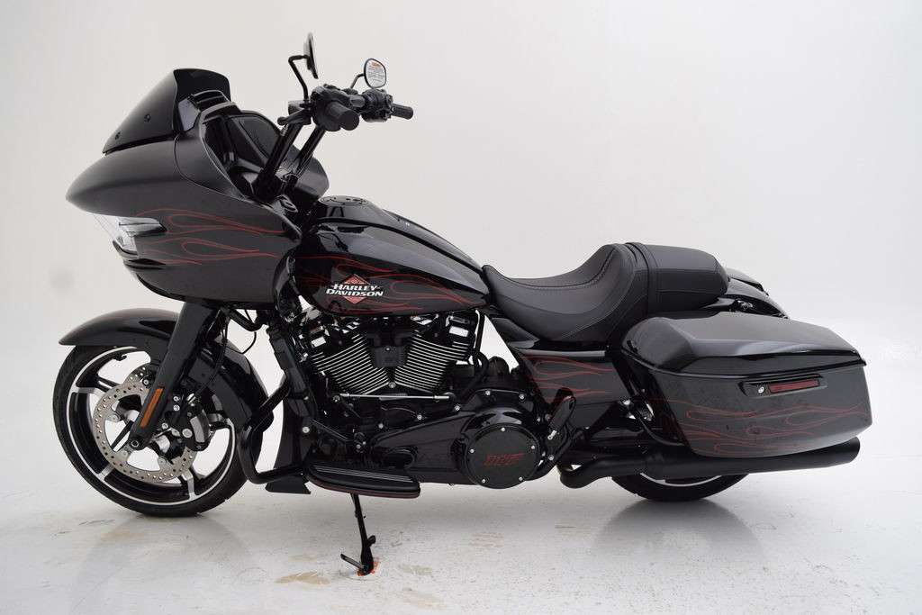 Road Glide®