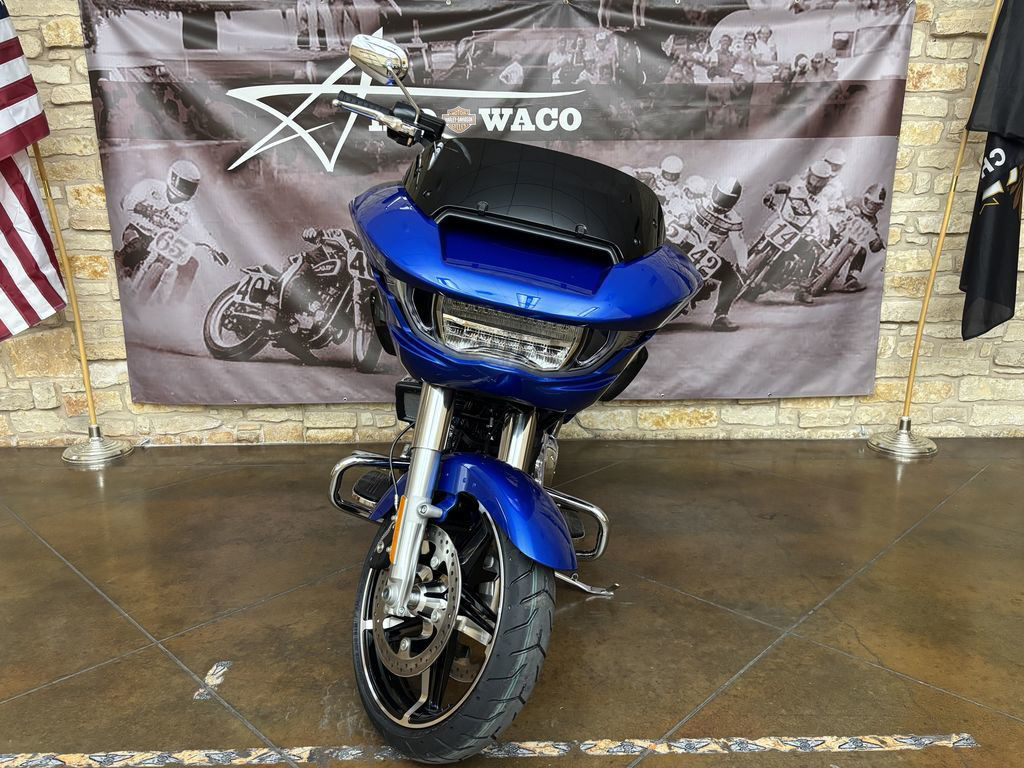 Road Glide®