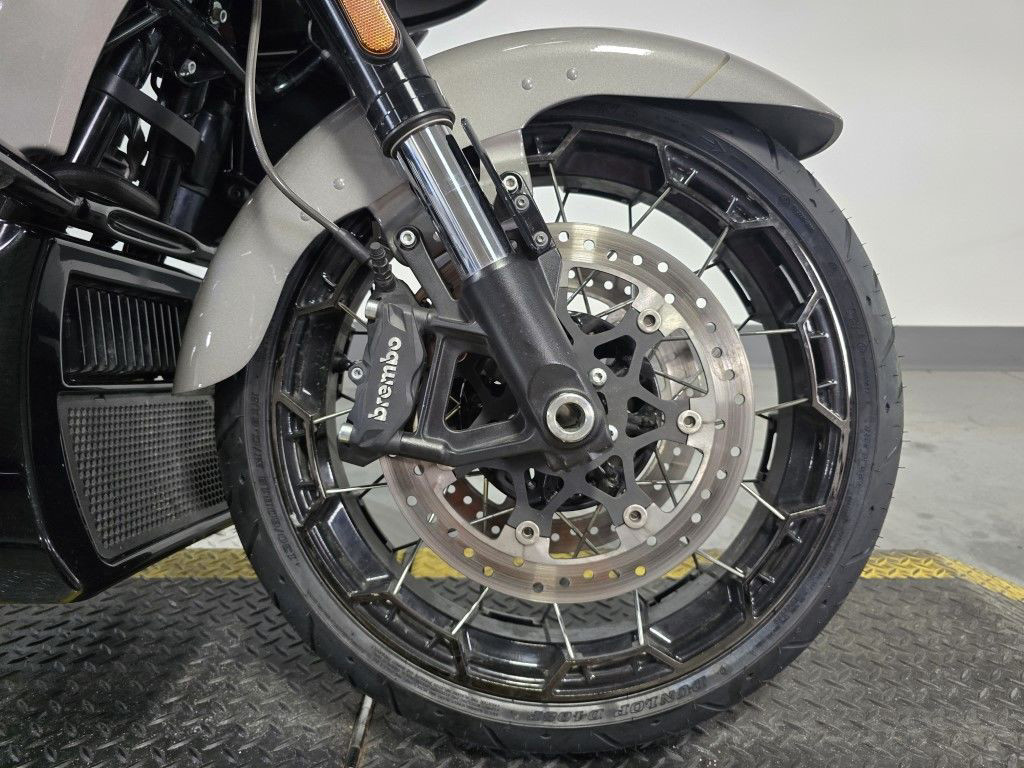 CVO® Road Glide®