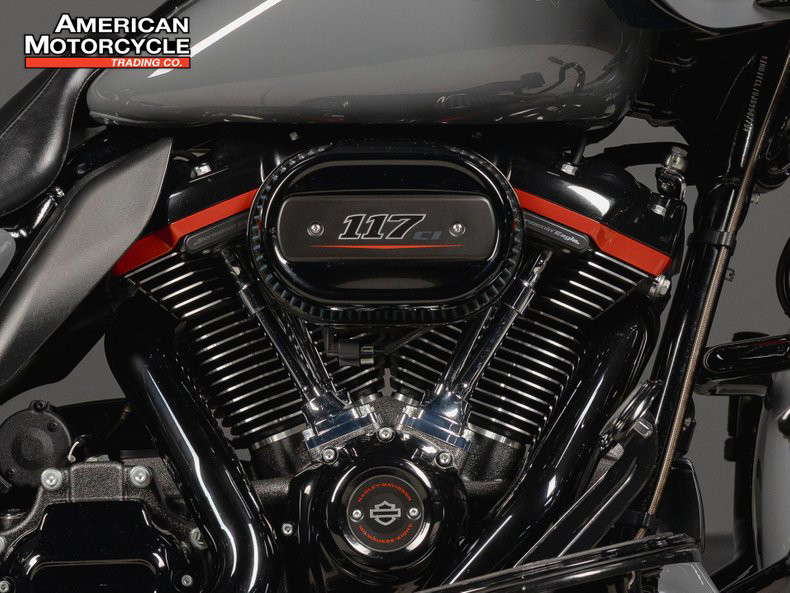 CVO® Road Glide®
