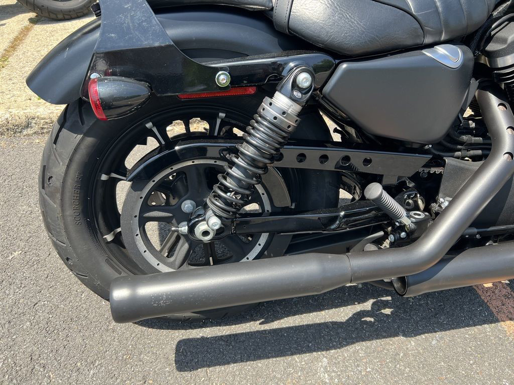 Iron 883®